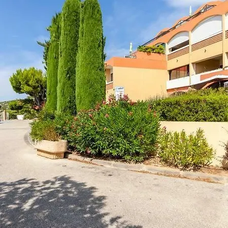 Le Grand Bleu Cassis